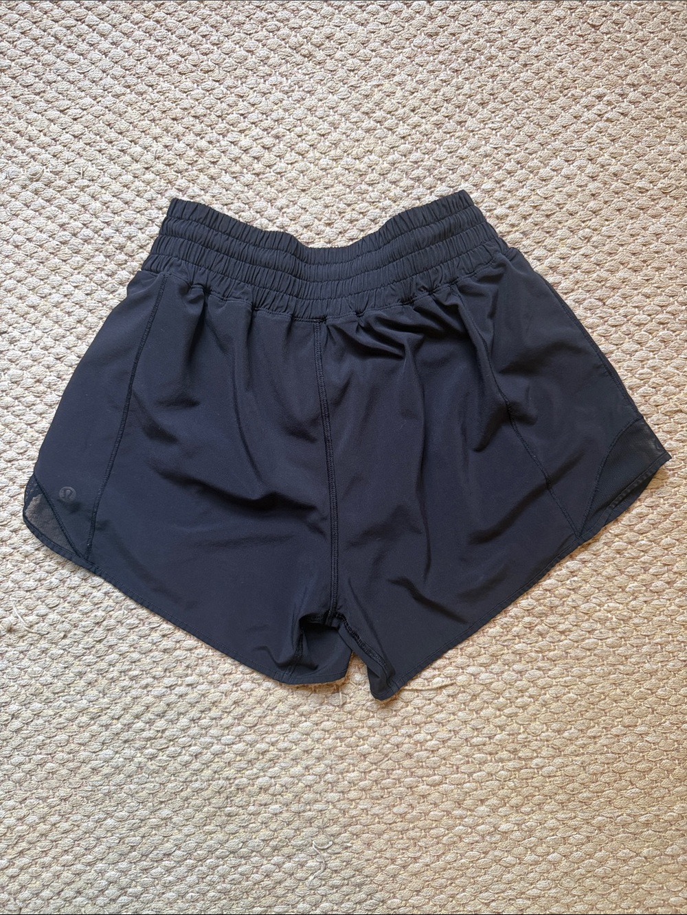 lululemon Hotty Hot Shorts - Black - Picture 2 of 3